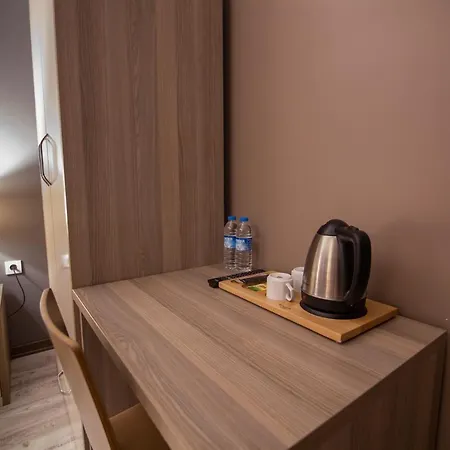 Staron Hotel